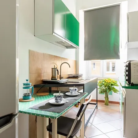 Centre Vatican Cozy アパート